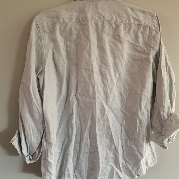 Button down - Picture 2 of 4